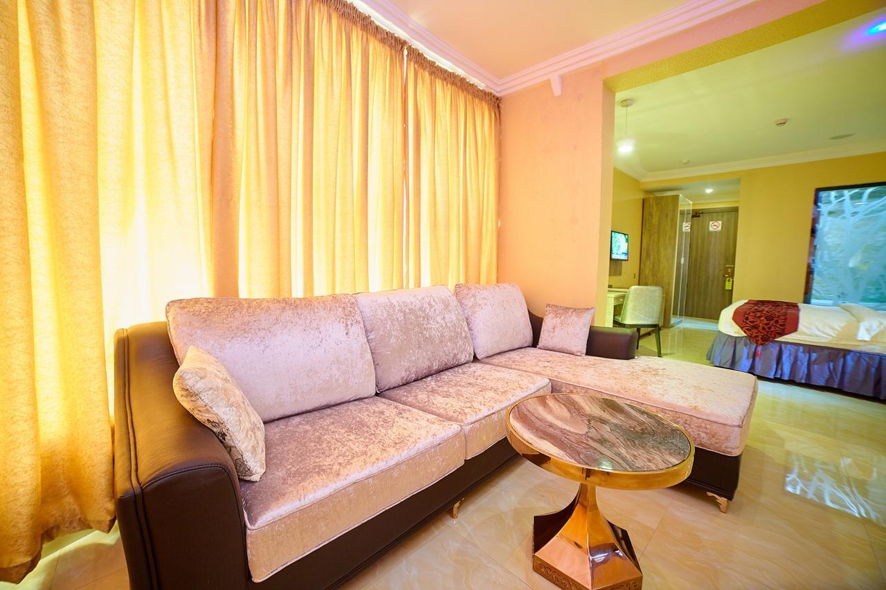 Corinthia Villa Hotel Абуджа Экстерьер фото